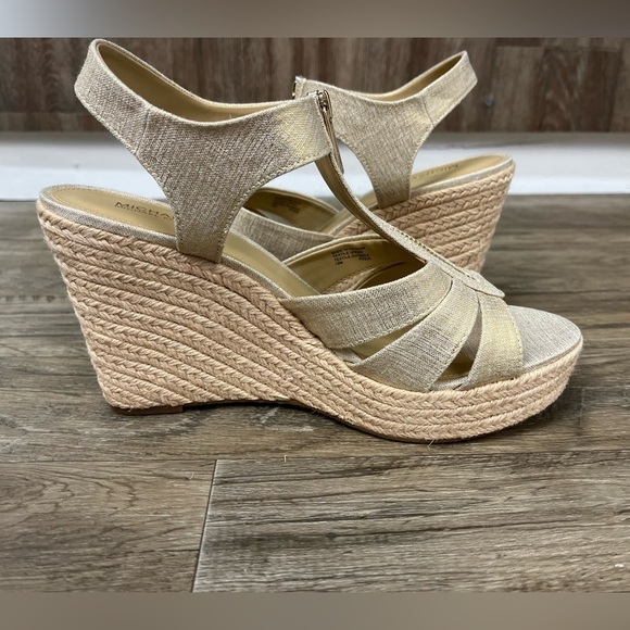 NEW Michael Kors Women's Berkley Gold Wedge Sandals - Picture 8 of 14